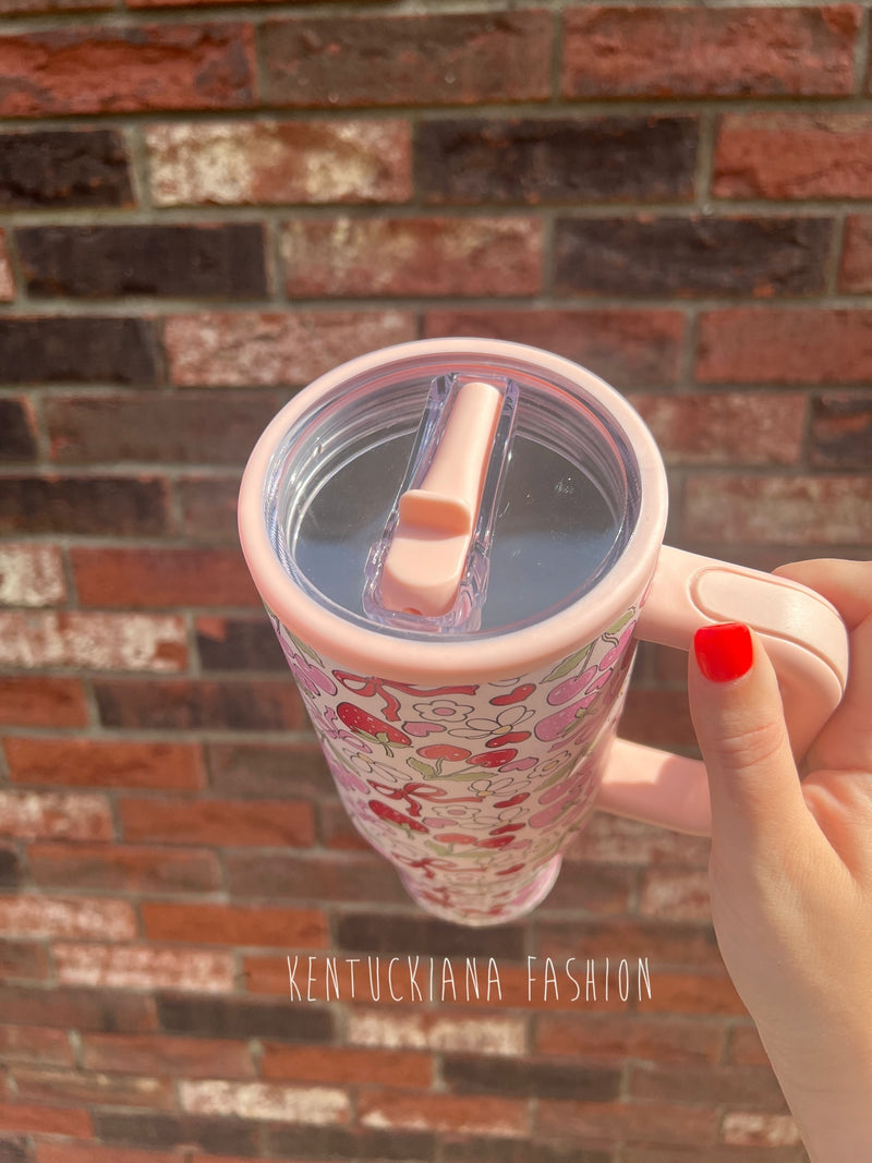 40 oz tumbler- Strawberry bows & daisies