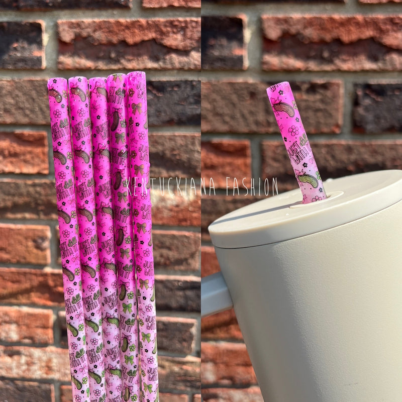 40 ounce straw - color changing pink just dill with it pickles