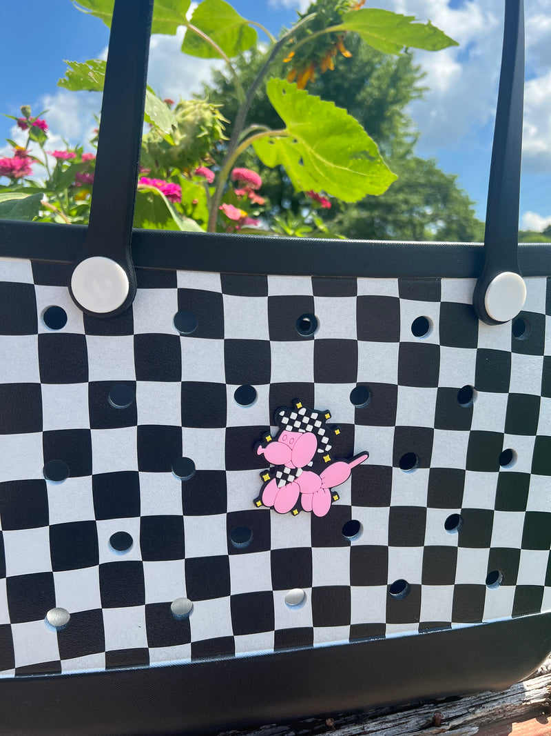 Beach bag charms: Checkered balloon dog