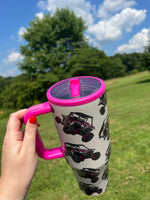 40 oz tumbler- Pink SXS