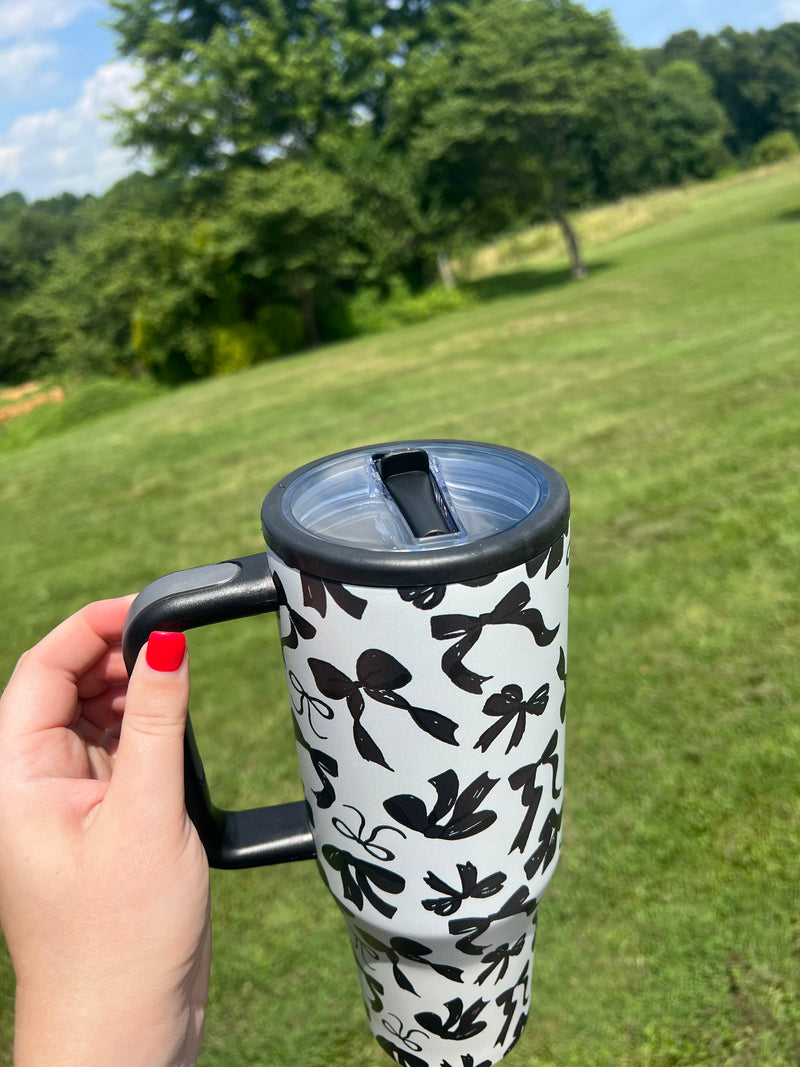40 oz tumbler- Black bows