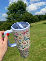 40 oz tumbler- Dainty floral bows