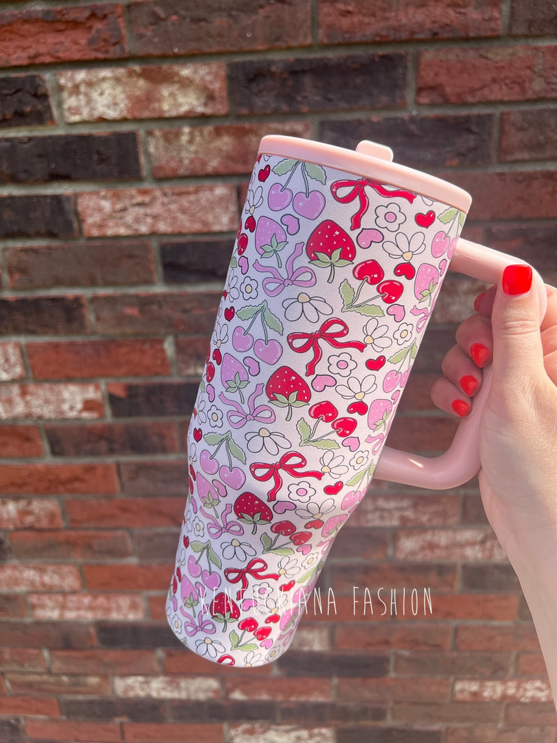 40 oz tumbler- Strawberry bows & daisies