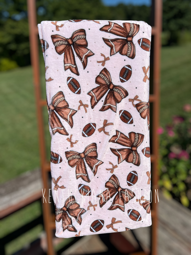 60x80 Fuzzy Blanket - Football bows