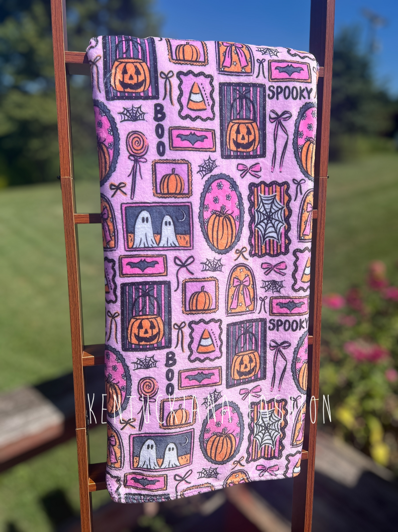 60x80 Fuzzy Blanket - Halloween picture frames