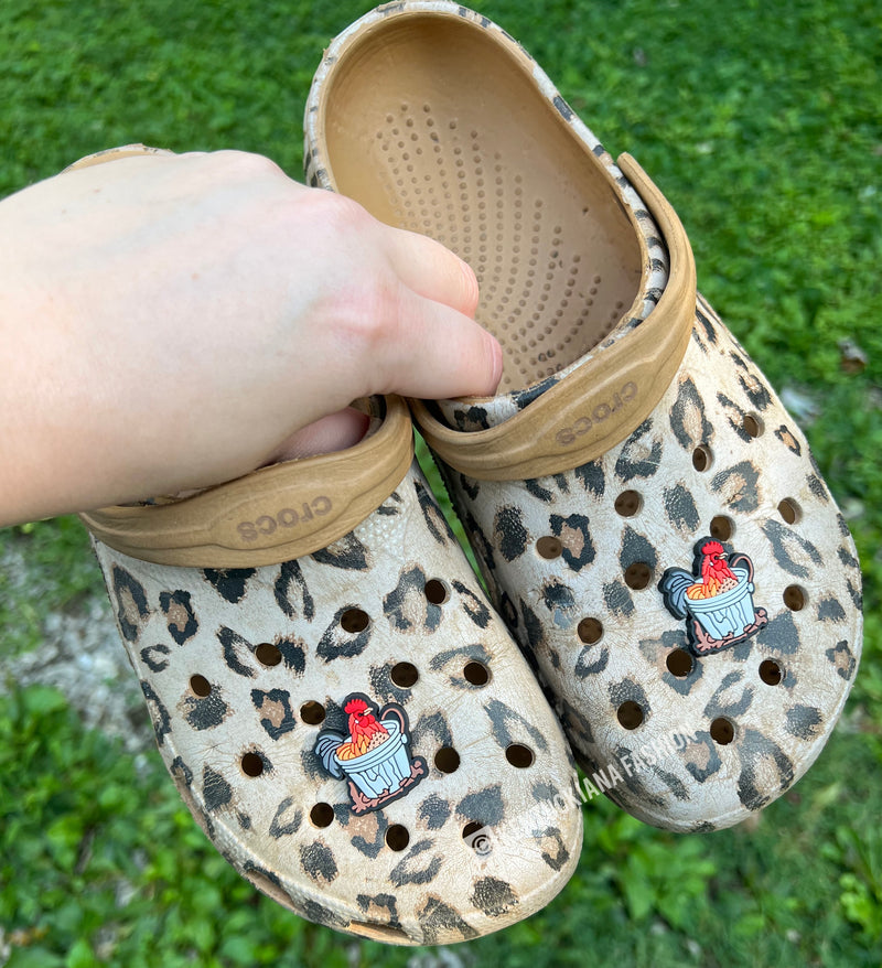 Clog Charm- Rooster in a bucket